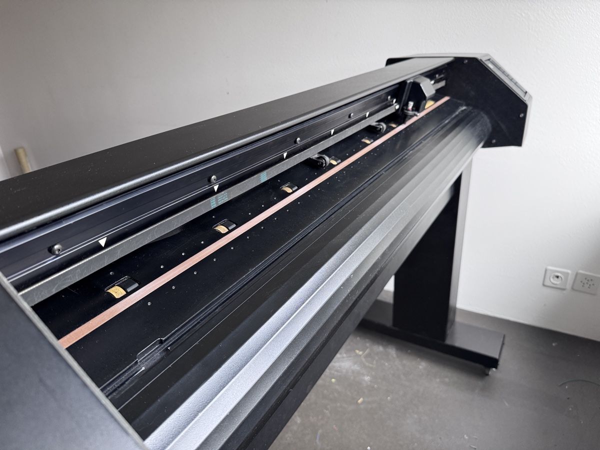 Tutte le macchine: Schneideplotter Summagraphics D1010 – Usato da Bern venduto da keristophu 5