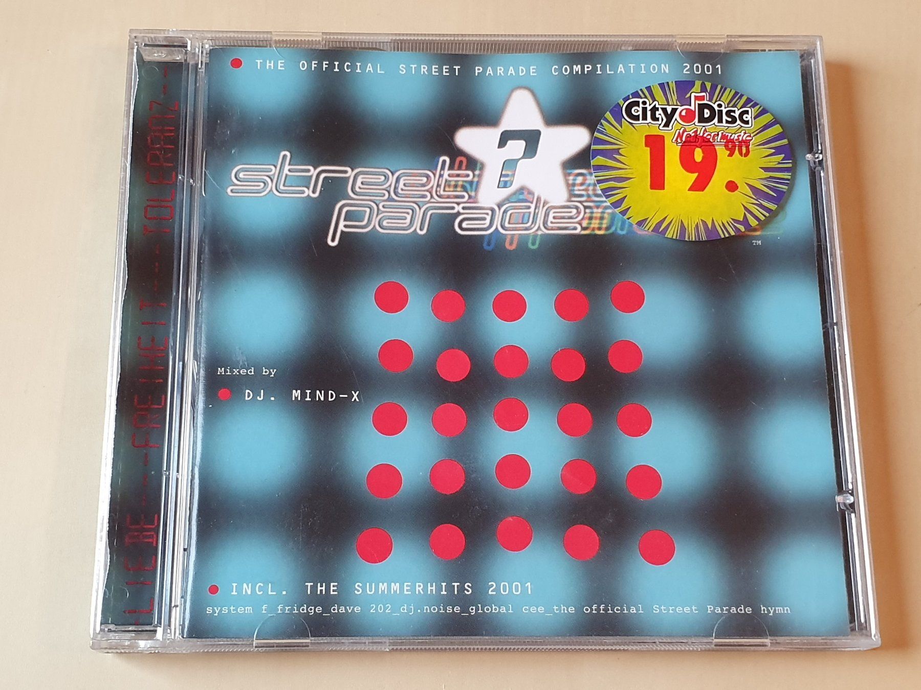 CD: Street Parade 2001 Mind-X – Usato da Stansstad venduto da collectorsshop