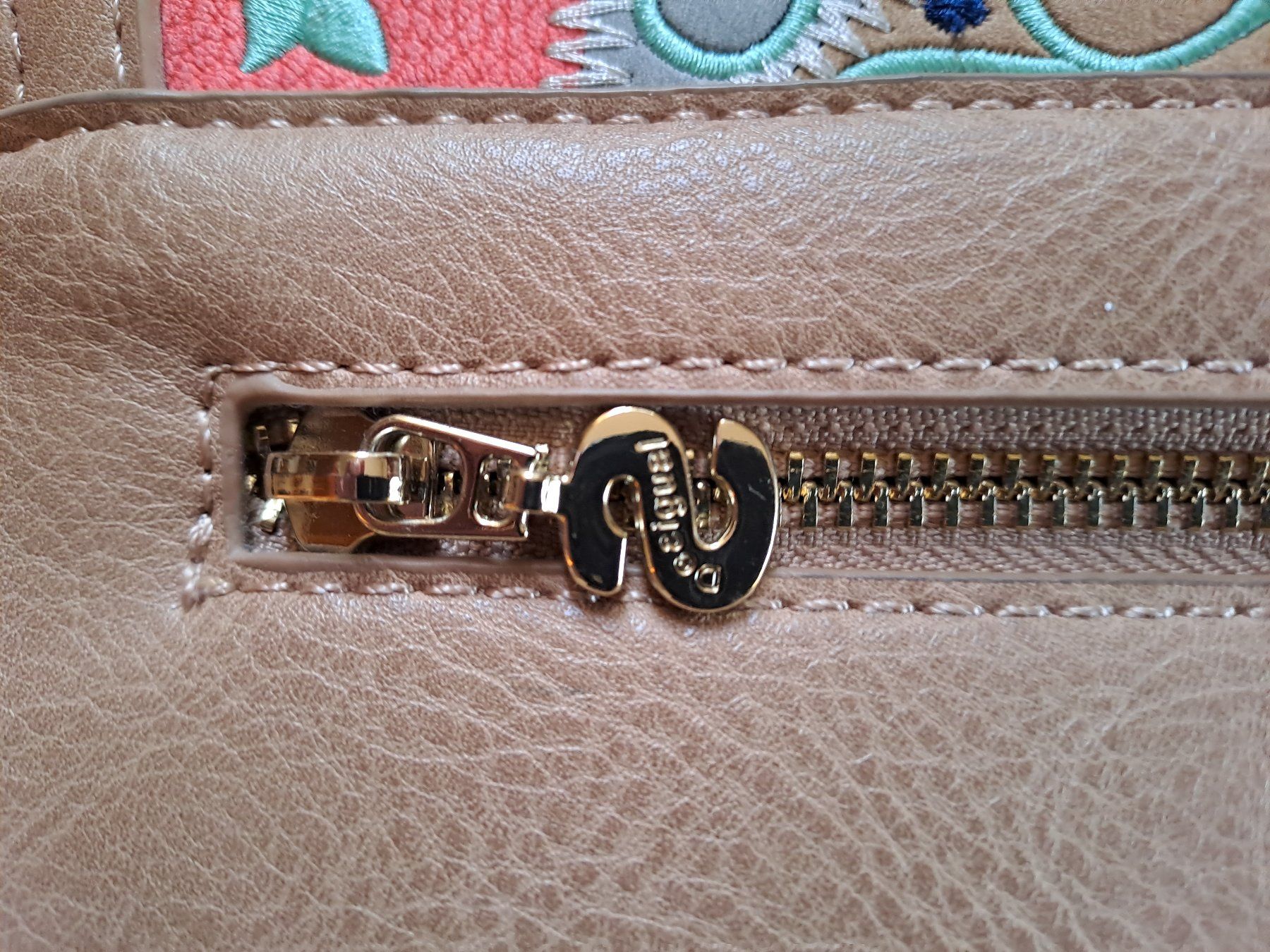 Desigual Taschen für Damen: SAC DESIGUAL CUIR ET BRODERIE – Neu (gemäss Beschreibung) aus LAUSANNE von KWEW 4