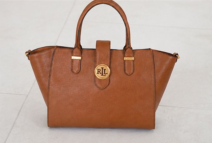 Ralph Lauren Taschen für Damen: Sac Ralph Lauren en cuir de vache – Gebraucht aus Estavayer-le-Lac von erz_p6sb