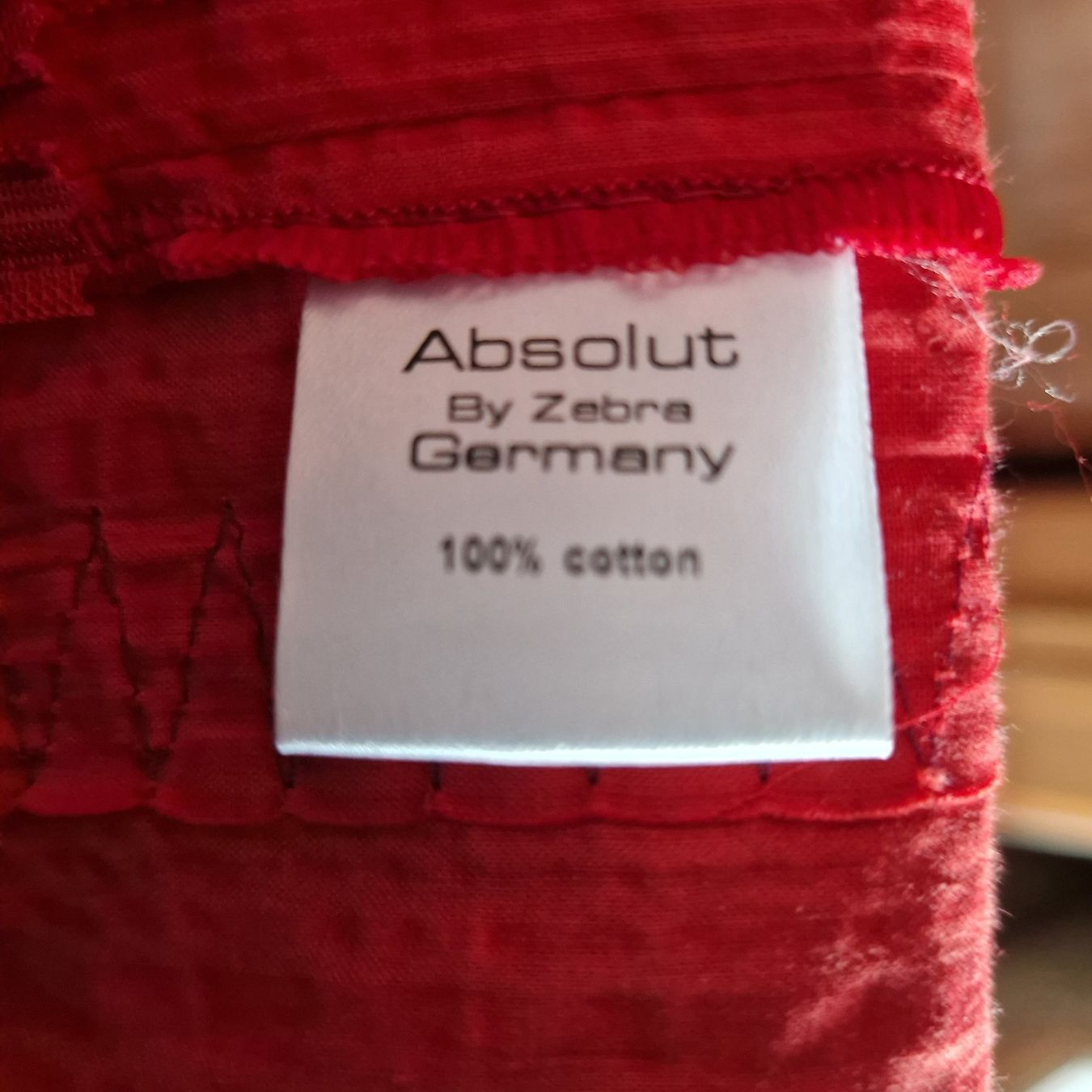 Gonne: Jupe BW rot – Usato da Rüti ZH venduto da Gigelisuppe 2