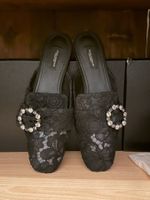 Dolce&Gabbana Pantoletten Schwarz Spitzen-Look Gr 40 1/2