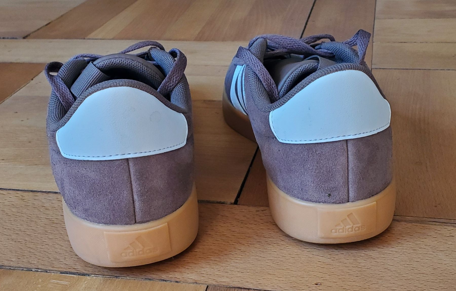Adidas Scarpe da donna: adidas Schuhe 40 2/3 Damen – Nuovo (secondo la descrizione) da Biel/Bienne venduto da SandraBar 4