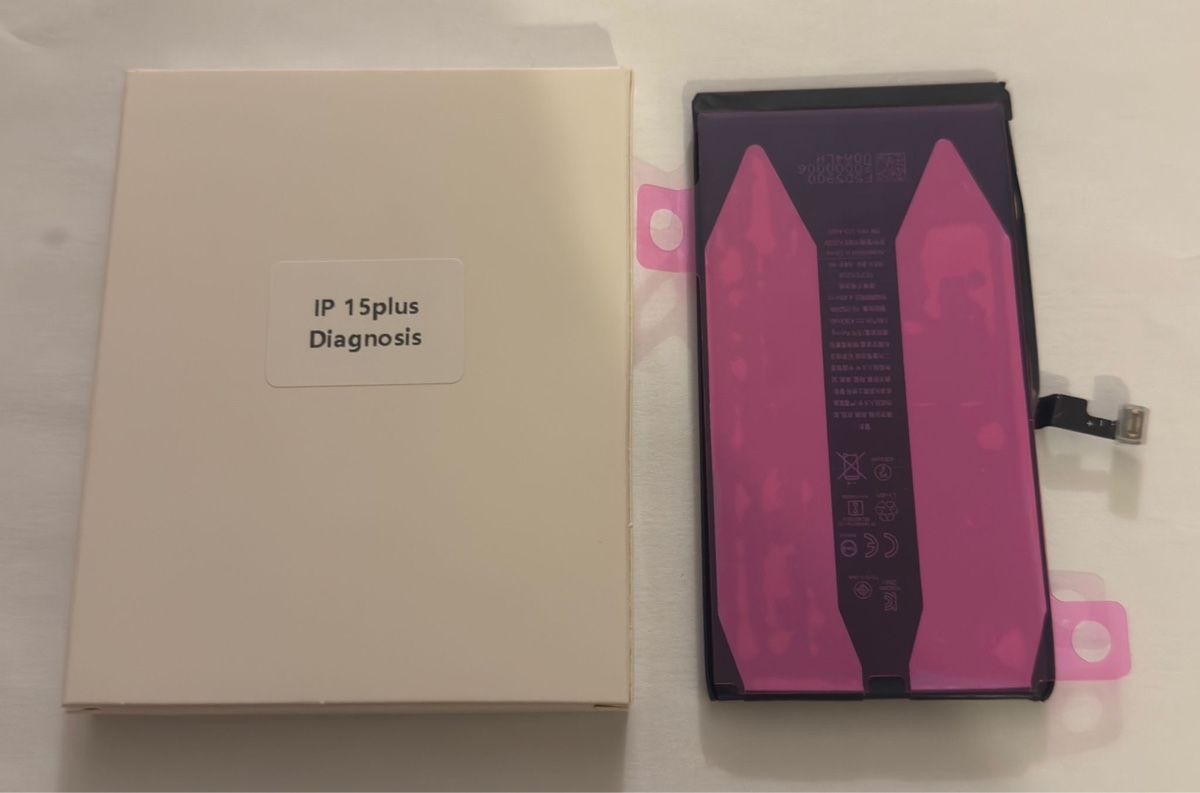 Apple Batterie: Battery iPhone 15 plus ( message genuine ) – Nuovo e nell'imballaggio originale da Leukerbad venduto da mig_8bbp
