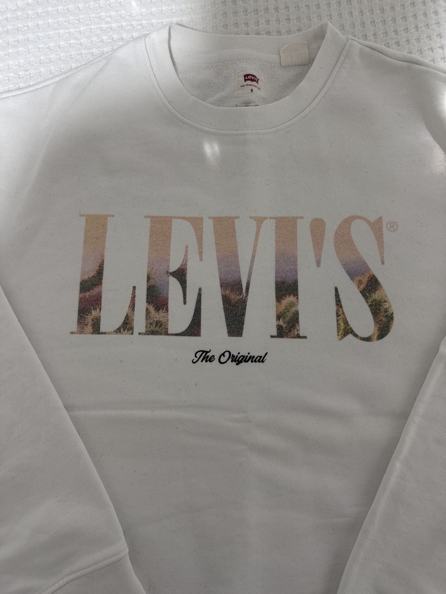 Levi's Pullover & Sweatshirts: Levi's Pullover Crewneck Weiss Grösse S  – Gebraucht aus Oberurnen von nes_8xqt 1