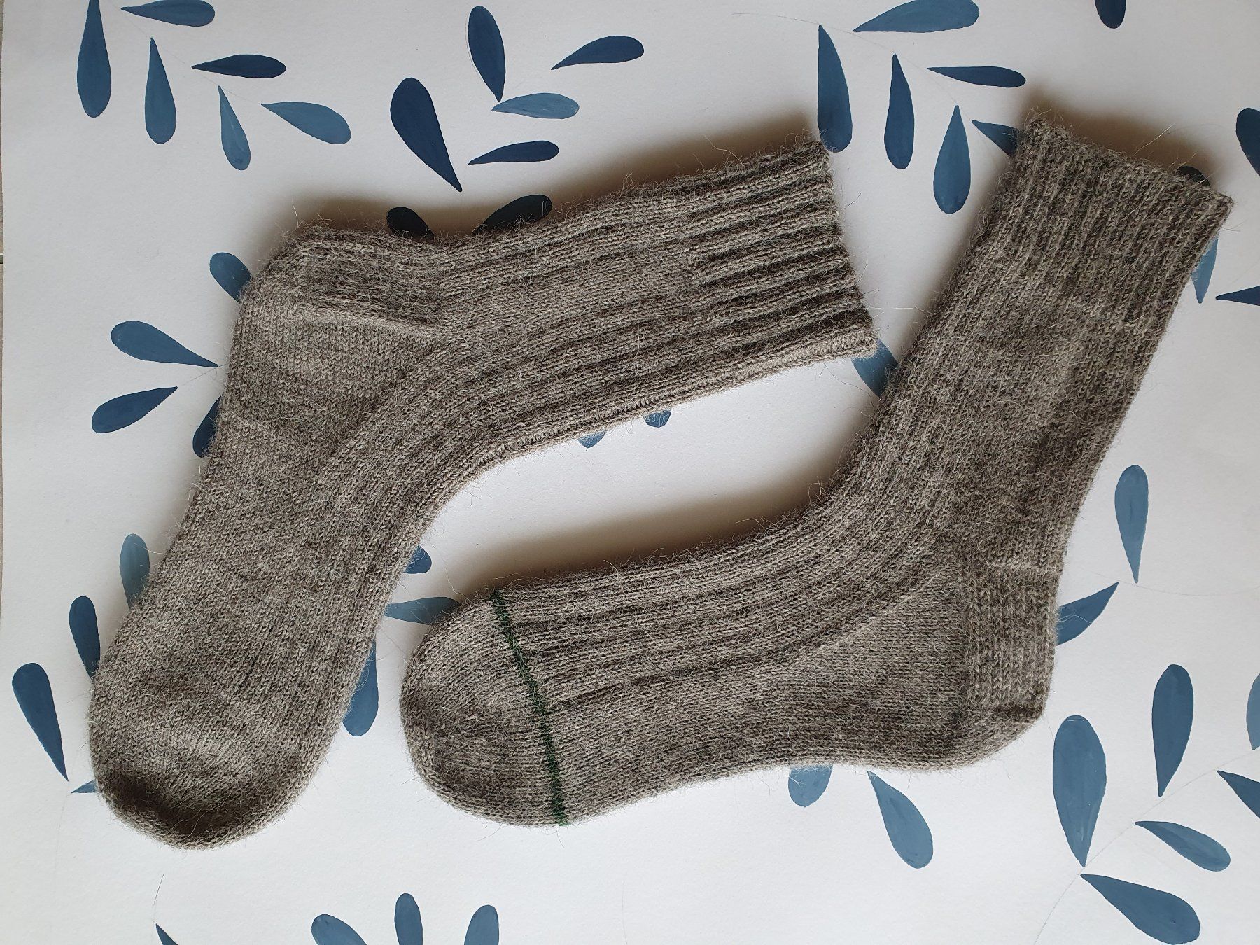 Calze: Handgestrickte Socken, Gr. 38, Wollsocken, Geschenk – Nuovo e nell'imballaggio originale da Neunkirch venduto da Sandramay 2