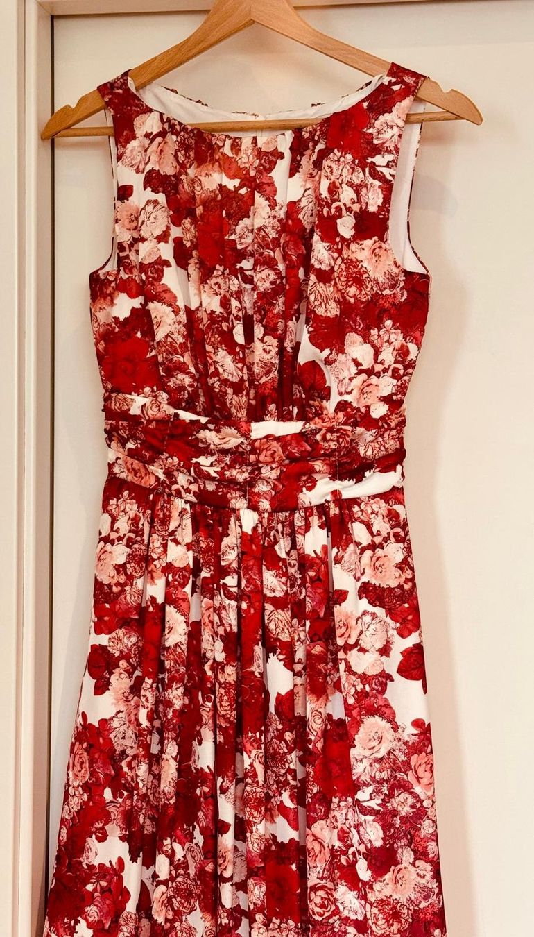 Vestiti: SWING Kleid in Grösse 34 – Usato da Hergiswil NW venduto da Shintana