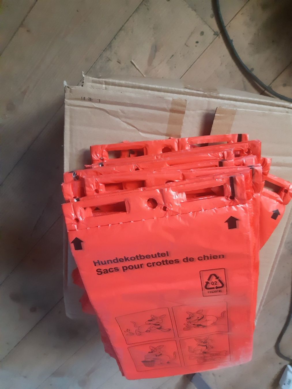 Tiro con l'arco: Hundesäckli Bogen à 100 Stück    14 Bogen – Usato da Mülligen venduto da gipseli 1