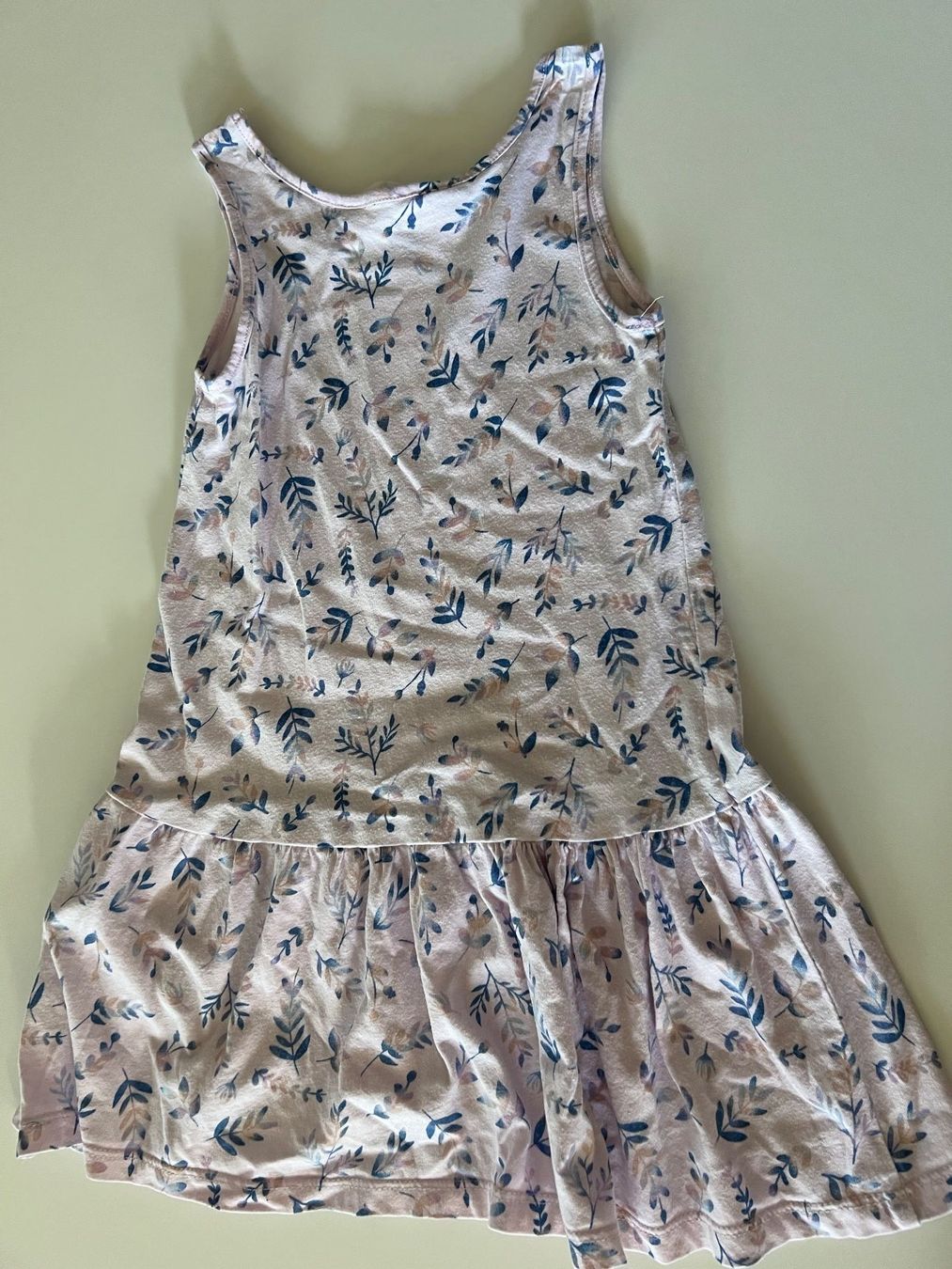 H&M Vestiti & Gonne: Kleid/Rock Gr. 98/104 – Usato da Thun venduto da Siladi