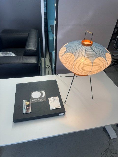 Vitra Lampen: Vitra Akari 9AD Leuchte – Gebraucht aus Zollikofen von OberliAG 1