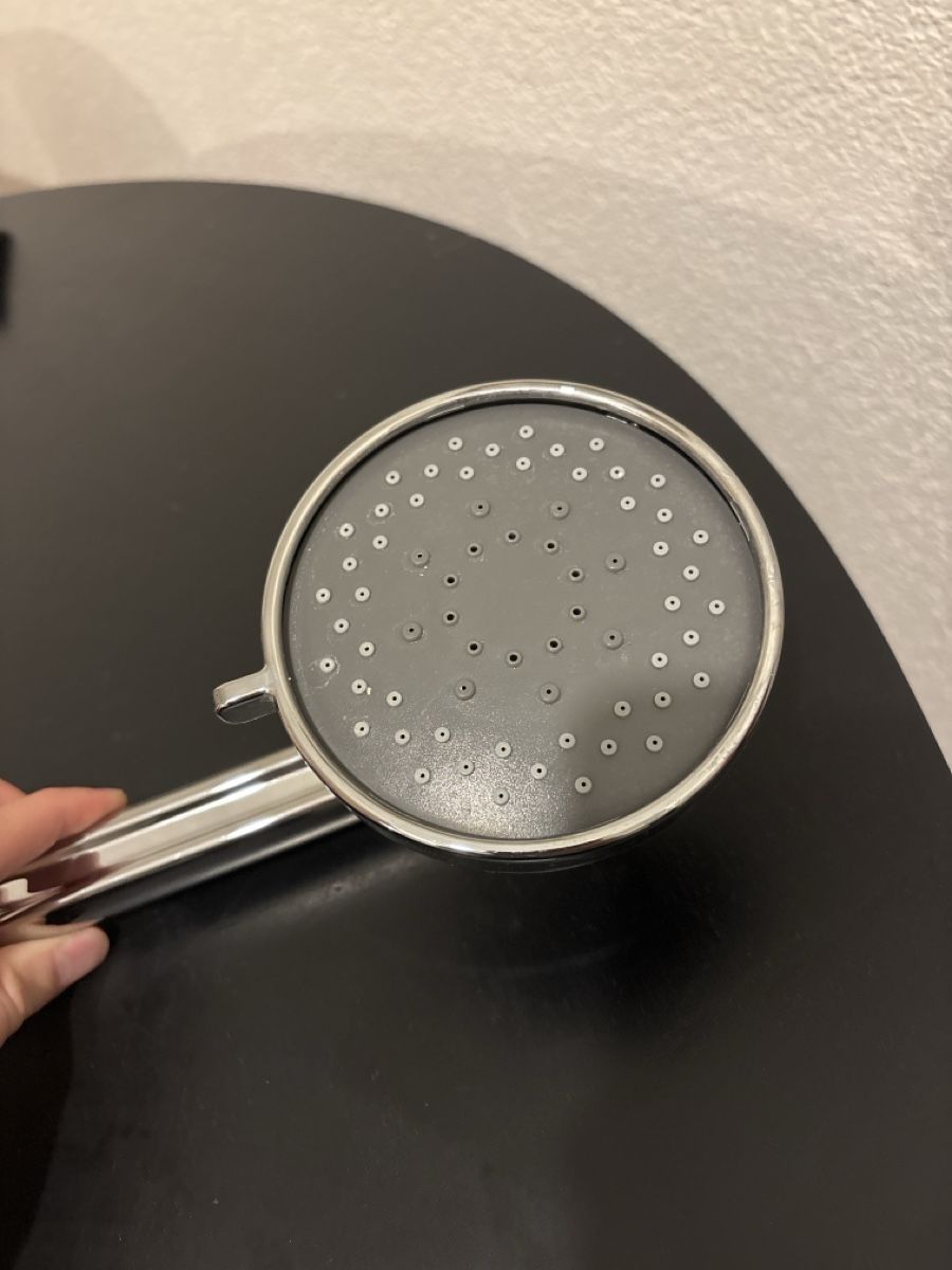 Duschbrausen: Pommeau de douche, chromé, état comme neuf – Gebraucht aus Prilly von hei_5q56 2