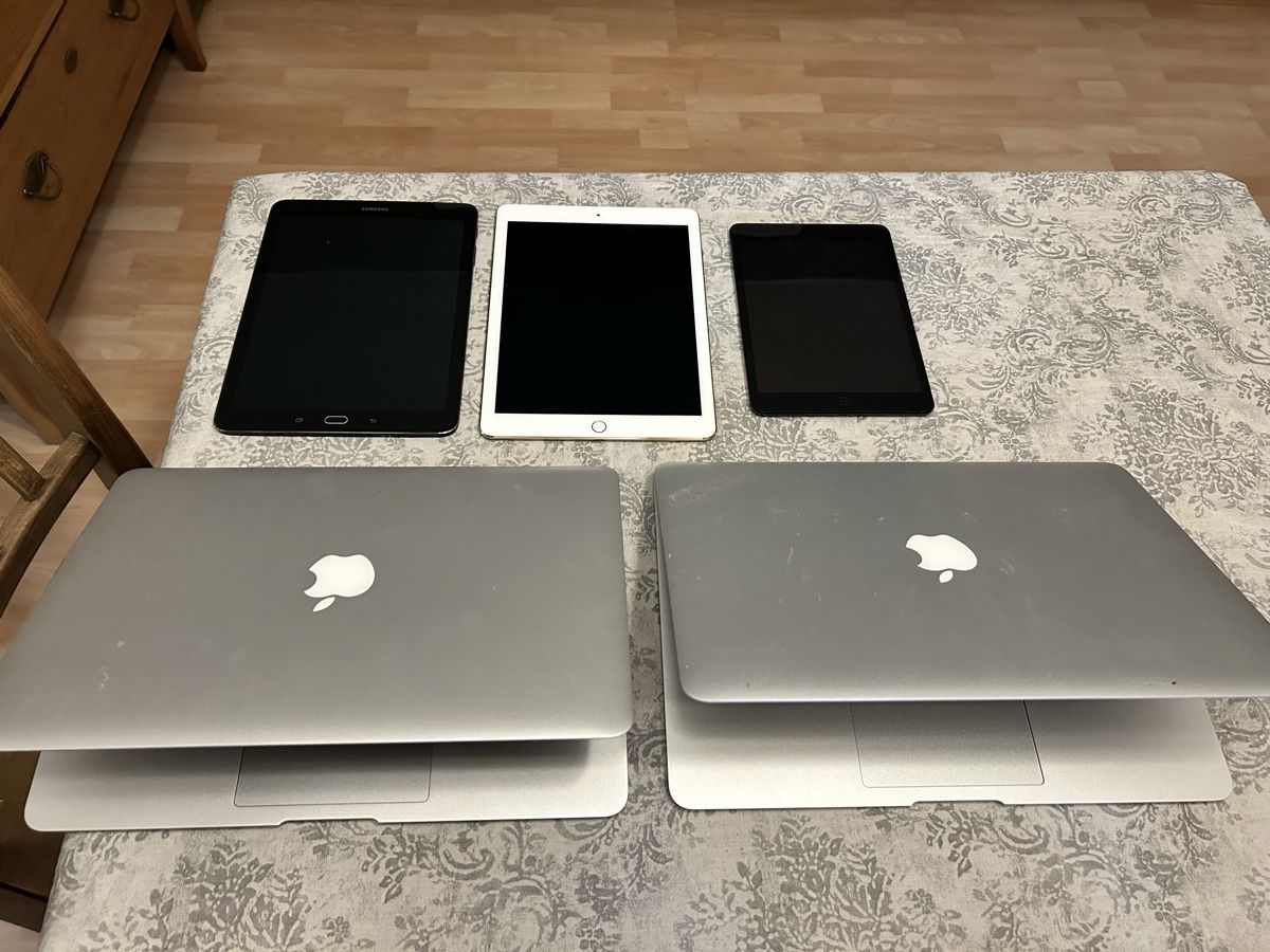 Apple Portables: Diverse Apple Geräte  – Défectueux à Bellach par Veritas4