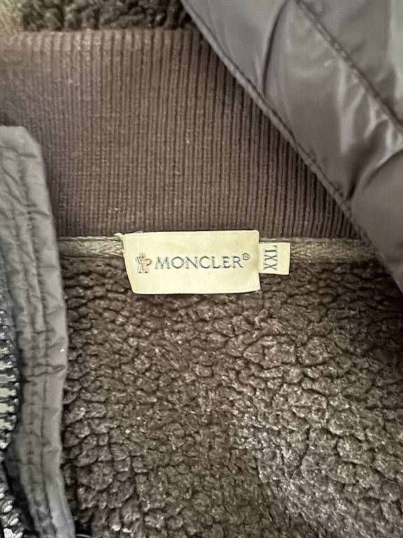 Giacche: Original Moncler Jacke  – Usato da Zürich venduto da jul_7qpn 2