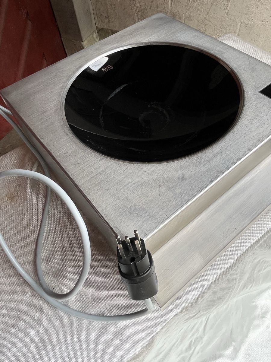 Elettrodomestici da cucina: Berner BWK5 Auftisch Induktions-Wok – Usato da Flaach venduto da Auto6011 4