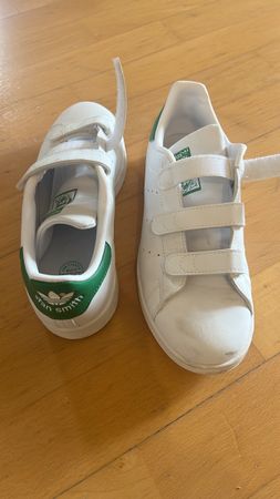 Adidas Stan Smith Sneakers  Gr. 38 mit Klettverschluss