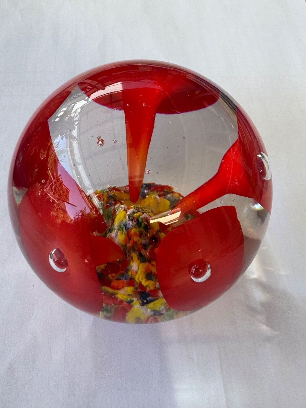 Murano Gläser: Glaspapiergewicht Murano-Stil Blumenmuster rund – Gebraucht aus Wohlen AG von chippy02