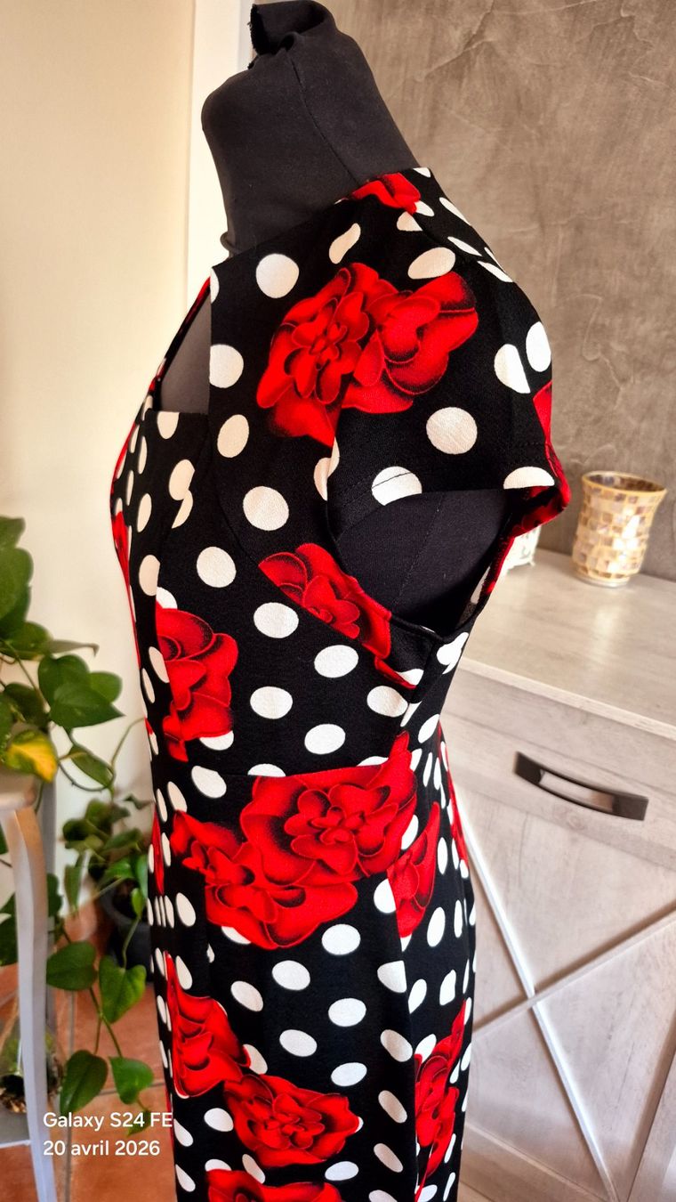 Vestiti: Robe de soiree. Elastique. 40 – Usato da Reconvilier venduto da something4you 1