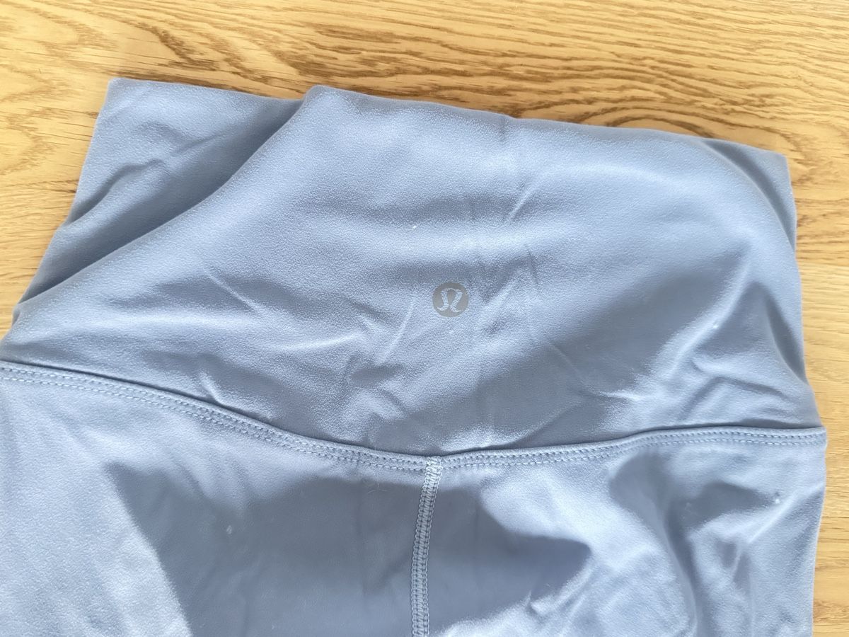 Lululemon Leggings: Lululemon Leggings hellblau gr 2 align – Gebraucht aus Neuhausen von ddelucia87 2