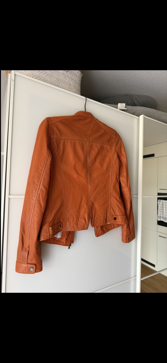 Vestes: Herbstlederjacke 🍊🧡 – D'occasion à Wil SG par xrnvani 2