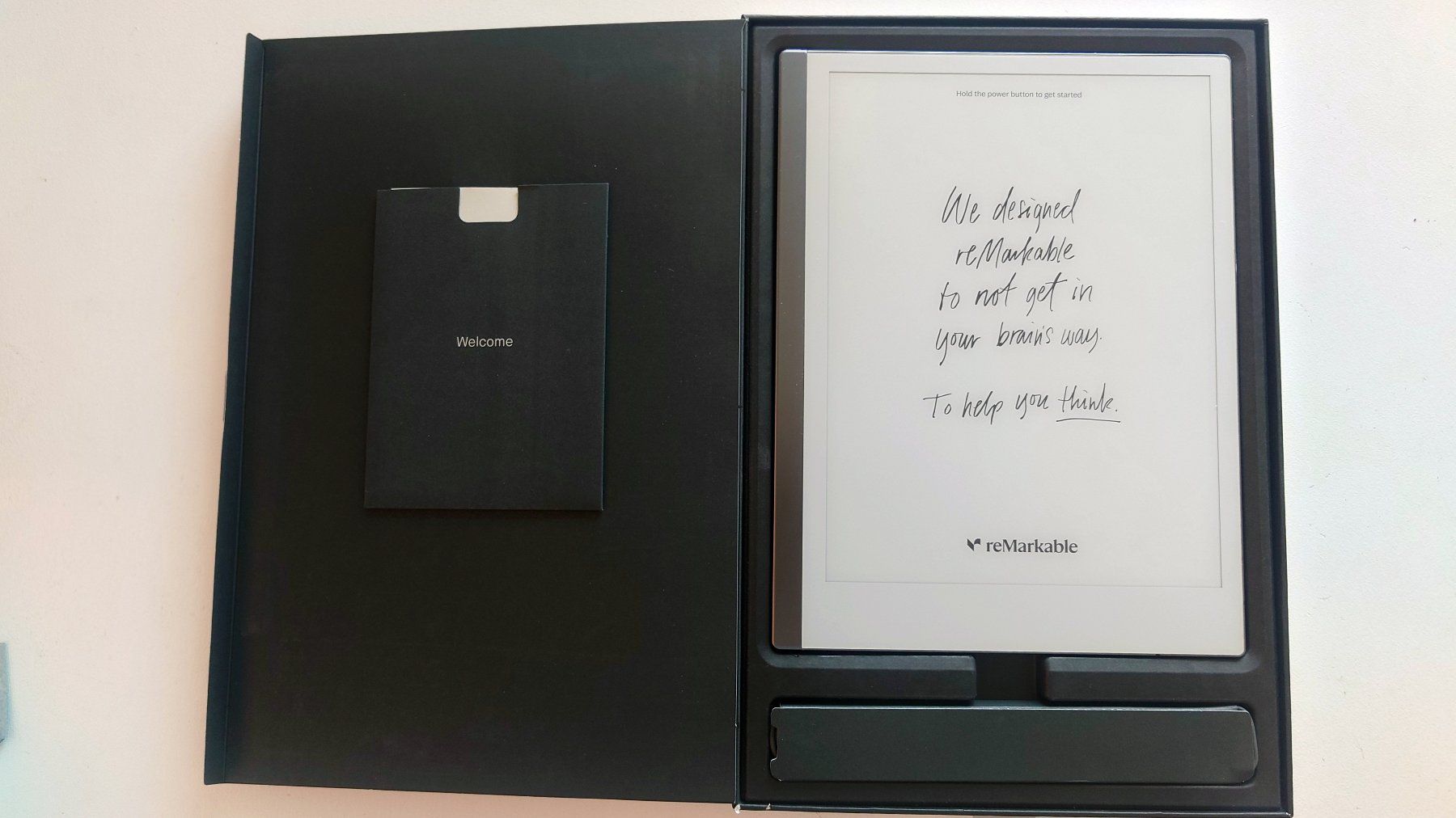 reMarkable Tablettes PC: Remarkable 2 mit Book Folio, Marker Plus – D'occasion à Zürich par MasterS02