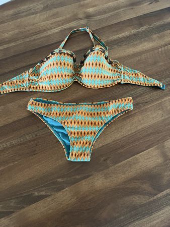 Bikini 