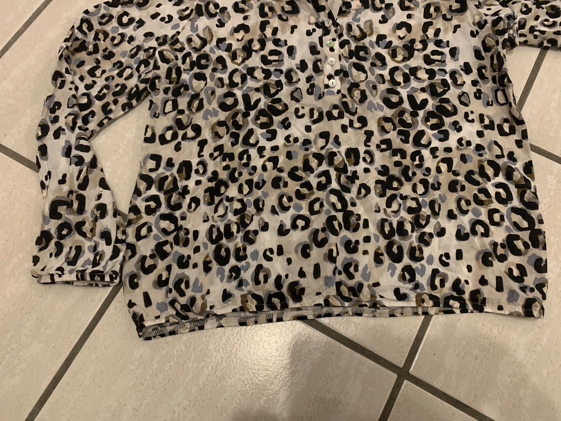 Camicette: Neue Bluse von Estelle Jolie – Nuovo e nell'imballaggio originale da Lausen venduto da tiguan07 4