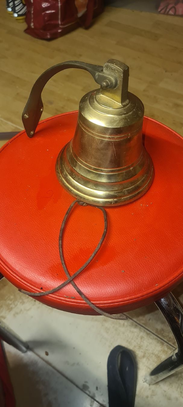 Cloches & sonnailles: Schiffsglocke – D'occasion à Bellerive VD par Hermes5