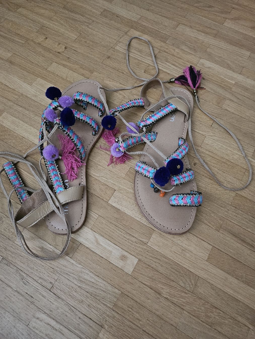 Maddison Scarpe da donna: Très belles sandales été – Nuovo (secondo la descrizione) da La Tour-de-Peilz venduto da mar_2r26
