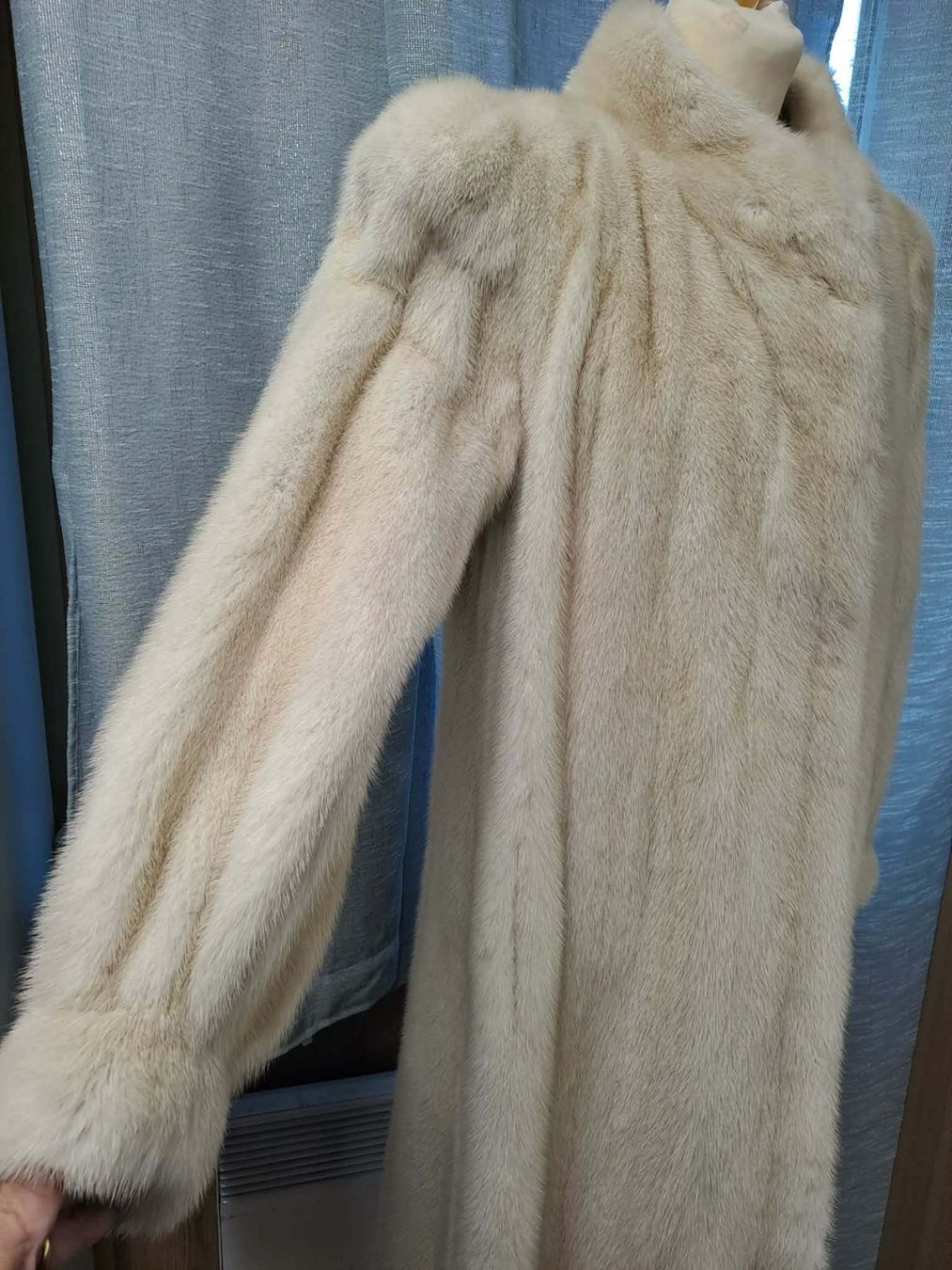 Cappotti: Manteau  Yves Saint Laurent – Usato da La Chaux-de-Fonds venduto da Emmaus2300CDF 3