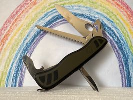 VICTORINOX - Armeesackmesser - Jahrgang 09