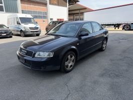 Audi A4 Limousine schwarz Ab 1.-