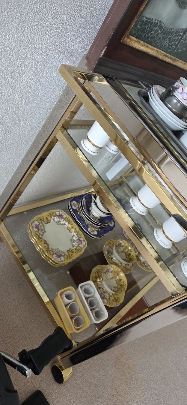 Carrelli di servizio: Servierwagen Glas – Usato da Wädenswil venduto da Greatstuff 2
