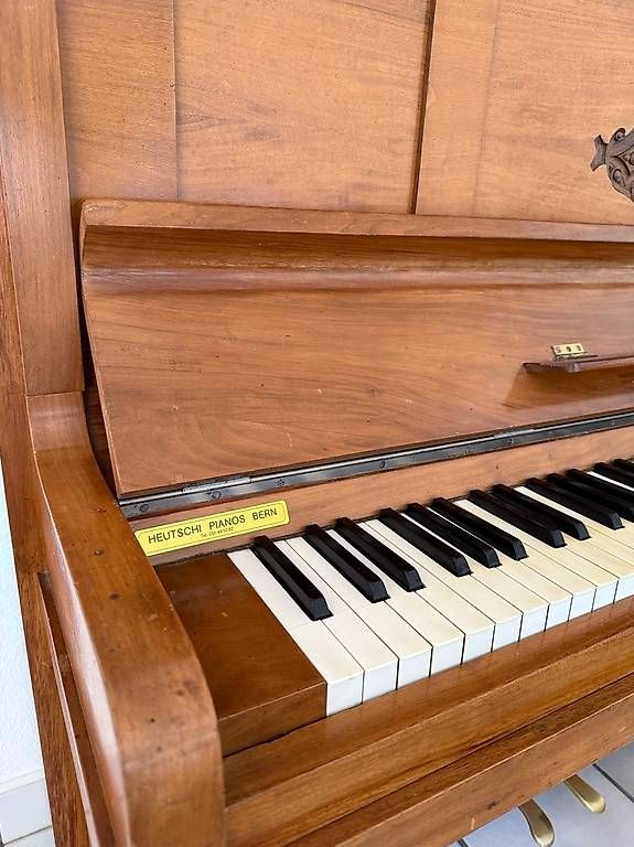 Strumenti musicali: Klavier W.Bach & Co. Berlin – Usato da Aesch BL venduto da Shiva84 1