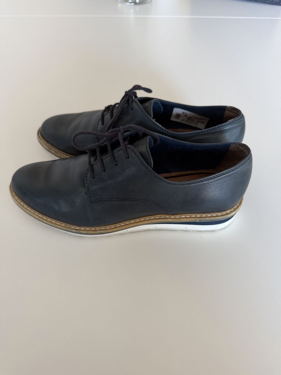 Tamaris Damenschuhe: Tamaris Schnürschuhe Gr. 37  Leder – Gebraucht aus Basel von Ksjusha