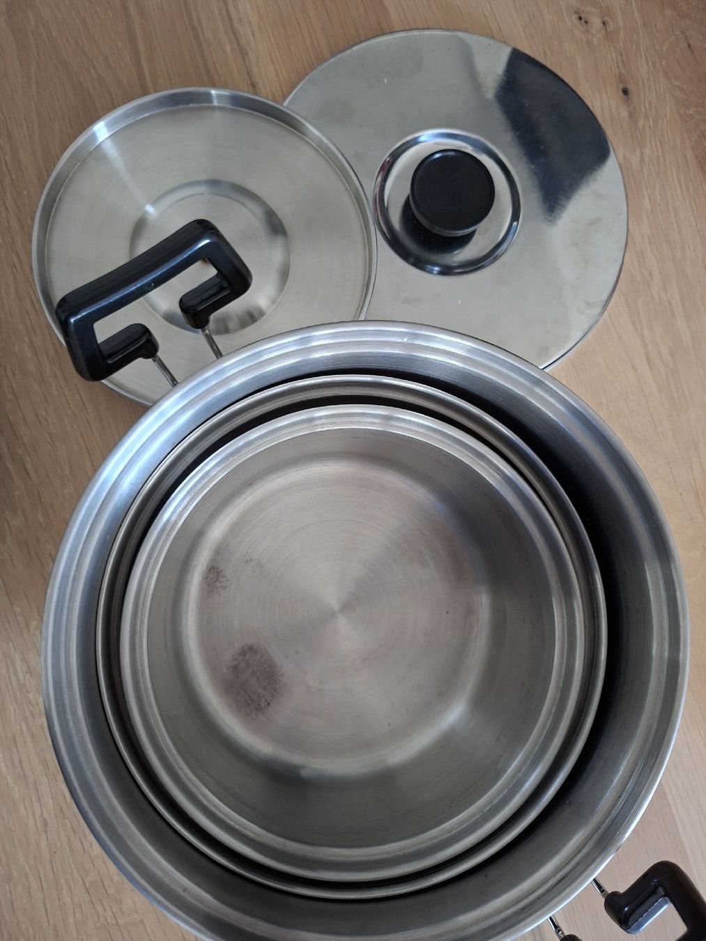 Pfannen: Camping-Kochset mit 4 Pfannen – Gebraucht aus Baden von jcm_9dkf 2