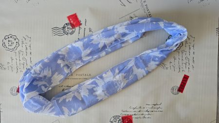 Loop-Schal Hellblau mit Sonnenblumen 🌻🧣 Aesthetic / Y2K
