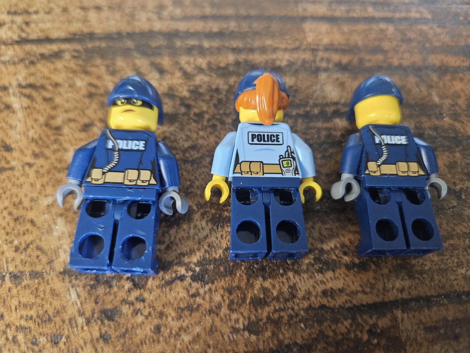 Lego Kit di costruzioni: lego lot de 3 figurines  – Usato da Confignon venduto da Ecrofigs 1