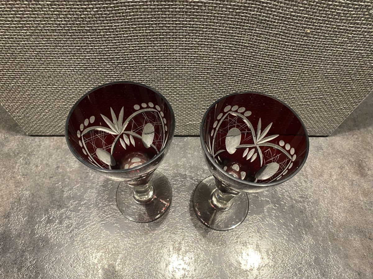 Bicchieri: Verre à pied – Nuovo (secondo la descrizione) da Renan BE venduto da tiftiff 1