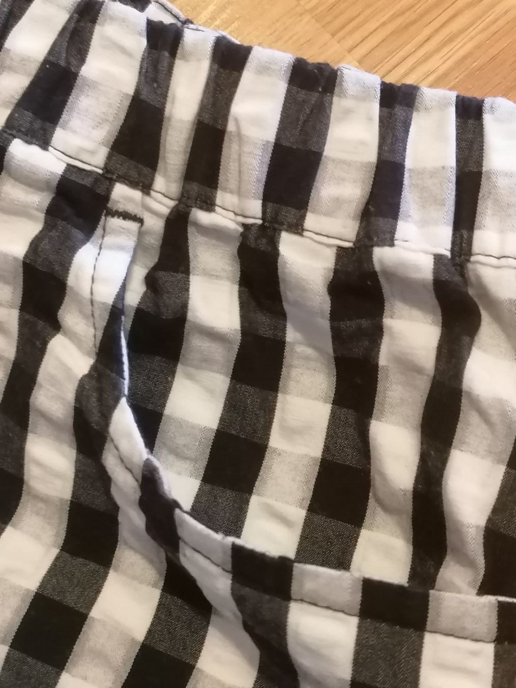 Pantaloni: Short, bermuda, pantalon short – Usato da Montcherand venduto da petiteoune75 1