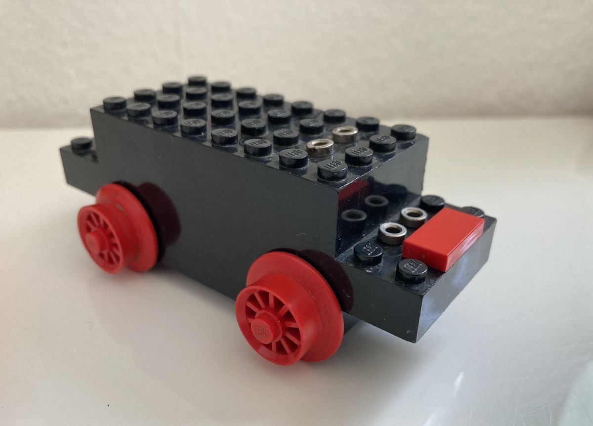 Lego Spielzeuge: LEGO Eisenbahn Antriebsblock 4V – Gebraucht aus Rombach von polymerase01
