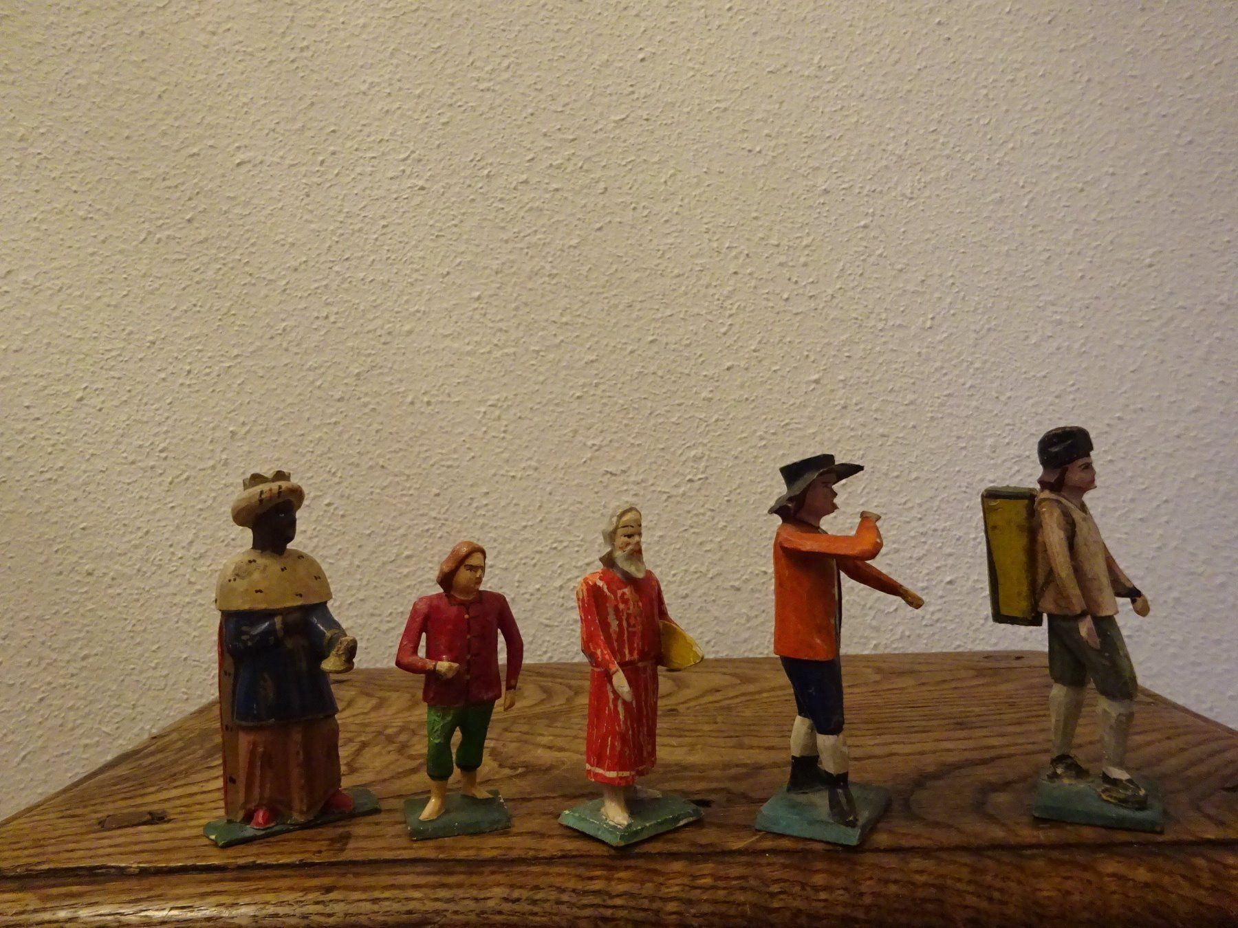 Statuette: Antike Krippe Krippenfiguren – Usato da Esslingen venduto da eintagammeer 4