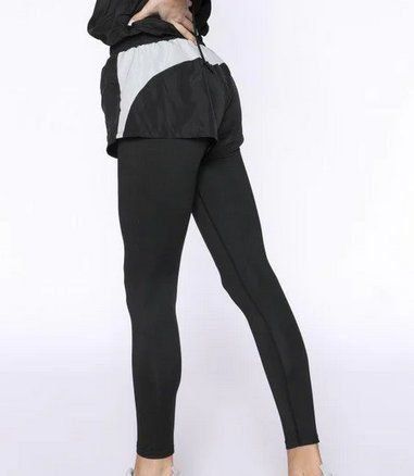 Leggings: Leggings mit Shorts Onamaste – Nuovo (secondo la descrizione) da Selkingen venduto da desnudaxi