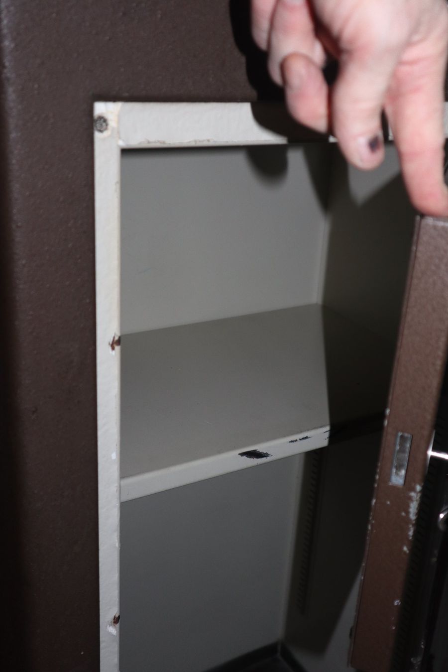 Coffre-fort: Tresor mit kleinem Innenfach – D'occasion à Oberbipp par P226 2