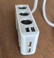 4-fach USB Auto-Ladegerät