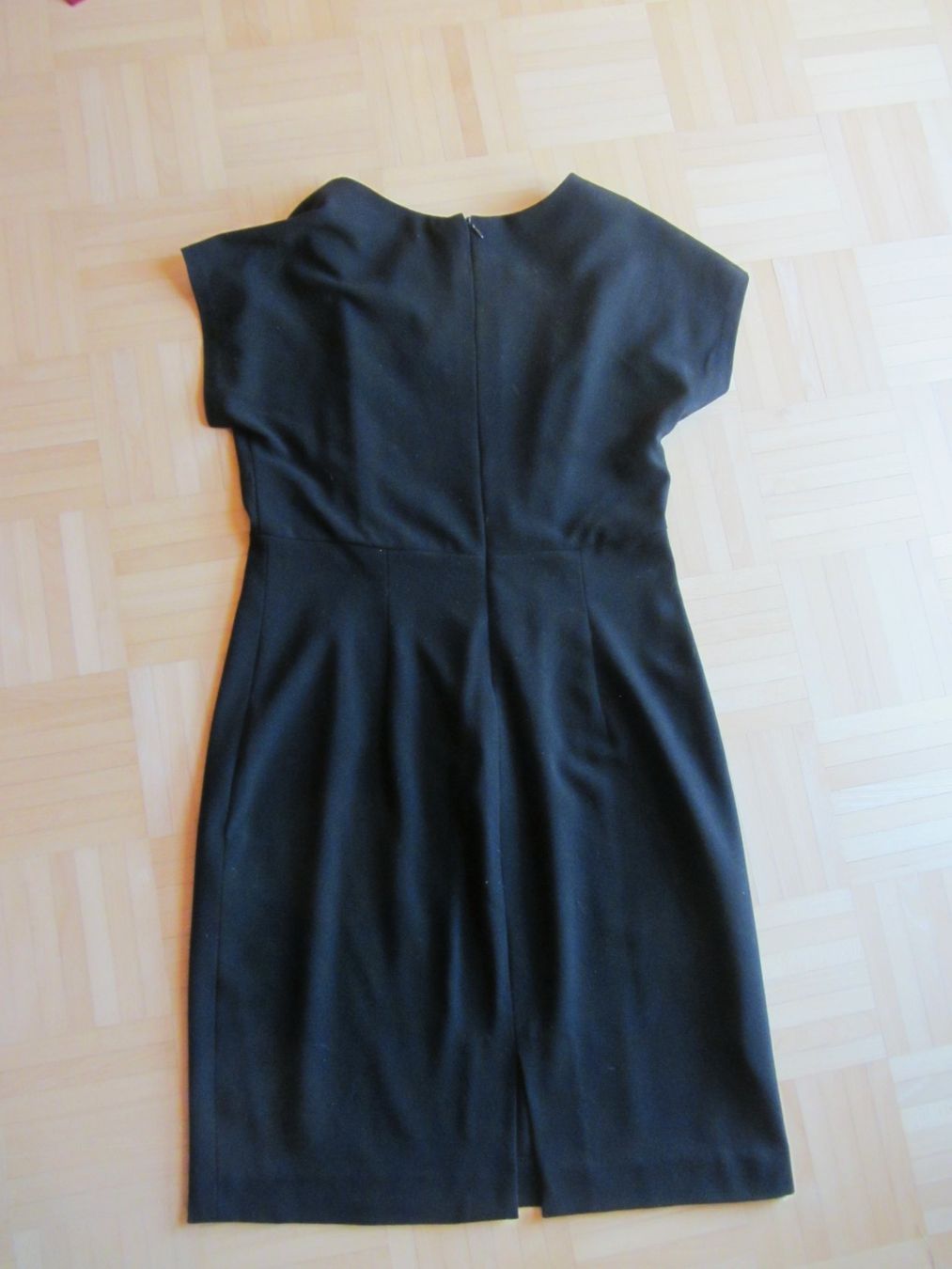 Vestiti: Robe noire trés élégante – Usato da Oberried FR venduto da berg04 6