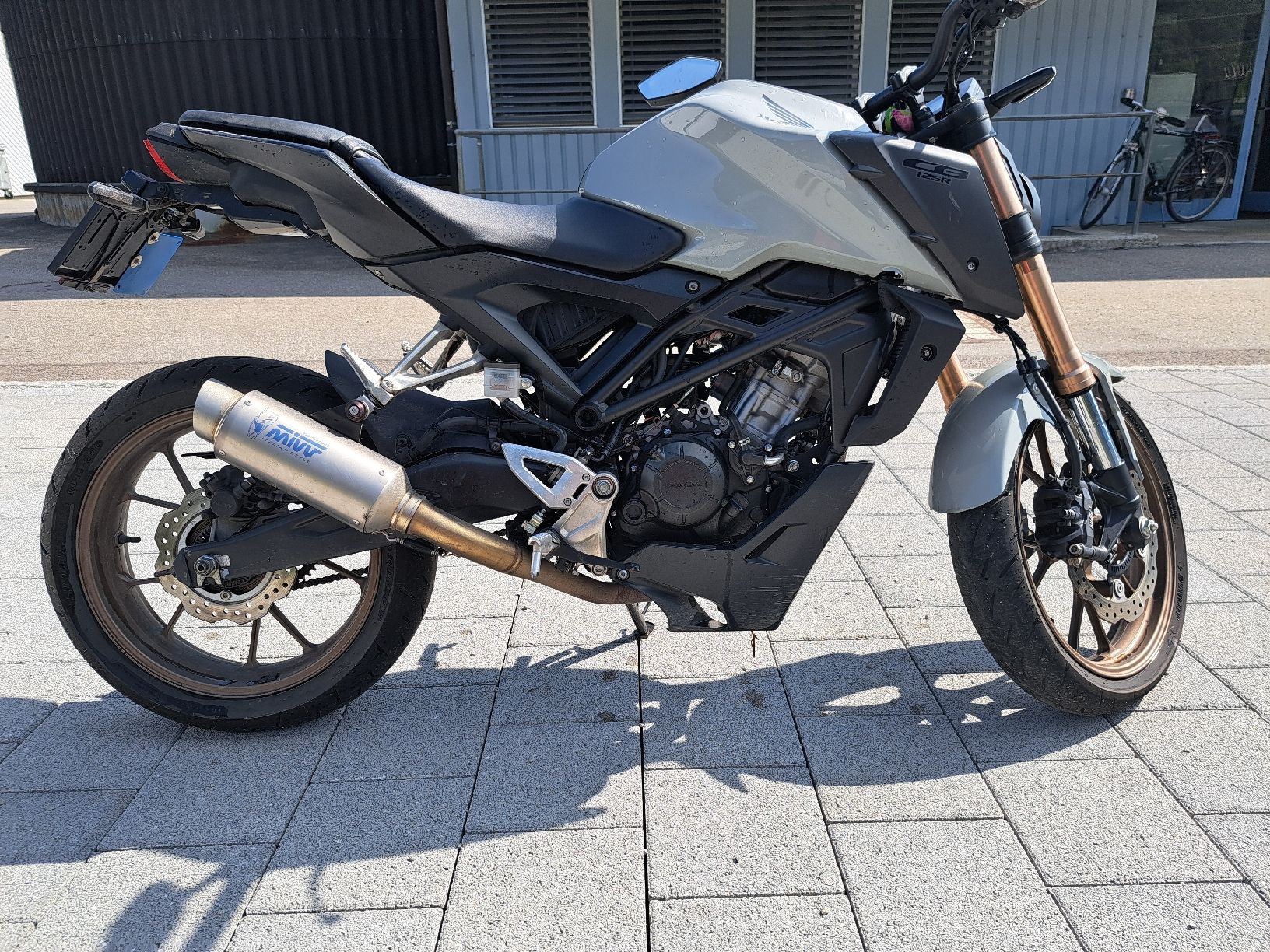 Honda Strada: Honda CB125R – Usato da Unterbach venduto da and_6gw2 1