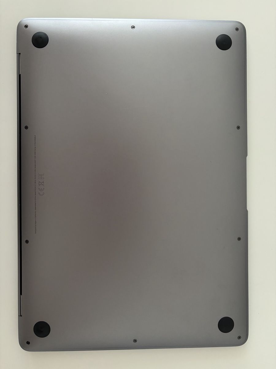 Apple Notebook: MacBook Air 2020 – Usato da Fislisbach venduto da jil_67kt 2