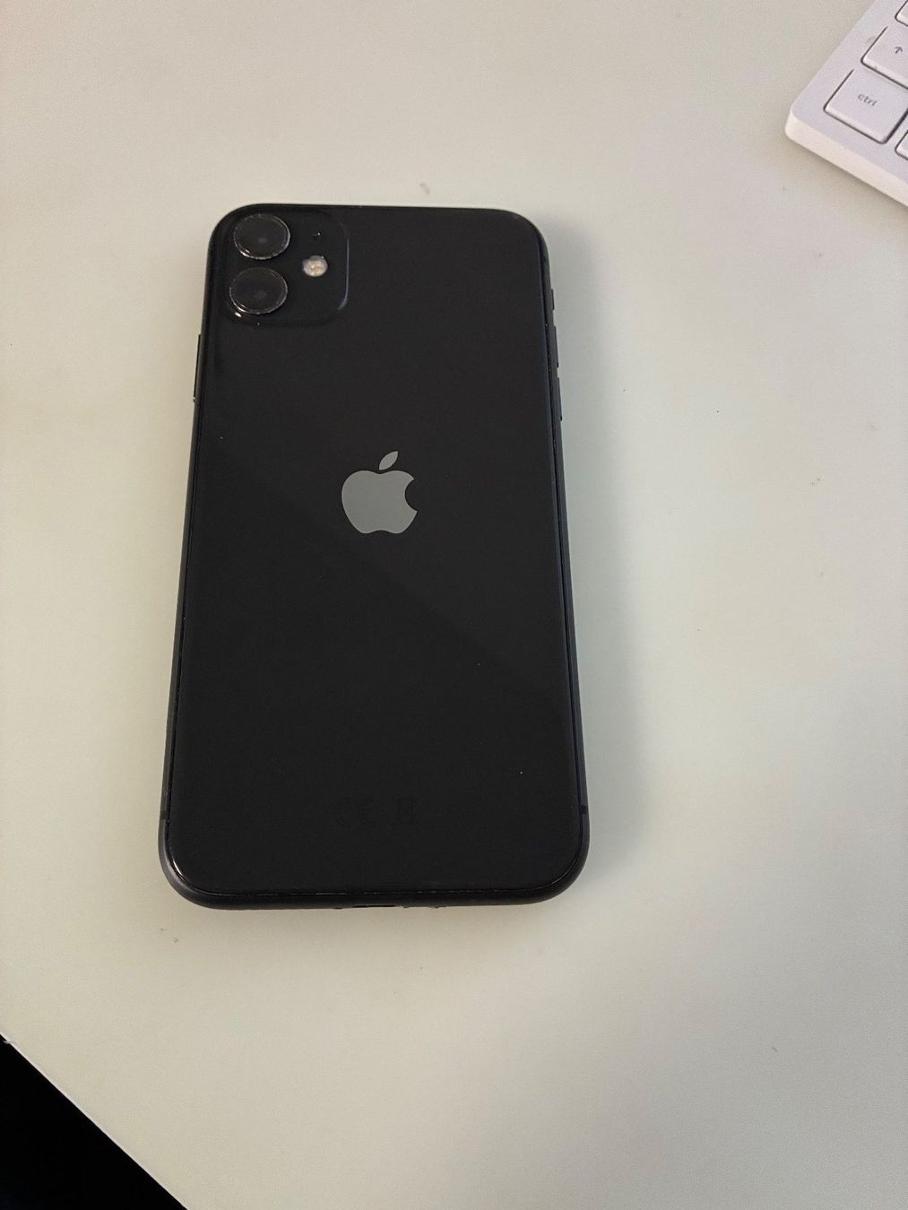 Apple Telefoni cellulari / Smartphones: iPhone 11_64 GB – Usato da Strengelbach venduto da Meky_81 1