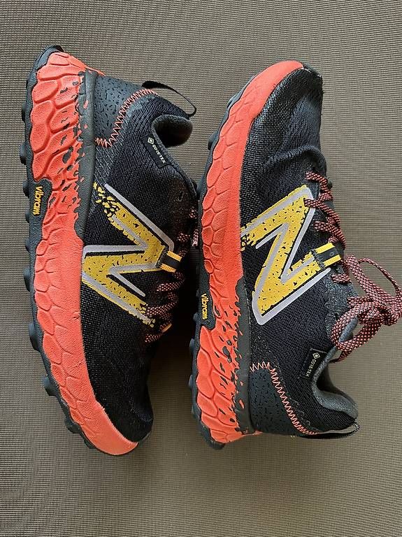 Scarpe da donna: New Balance Fresh FaomX Gr.39 – Usato da Stäfa venduto da DearDarling 3