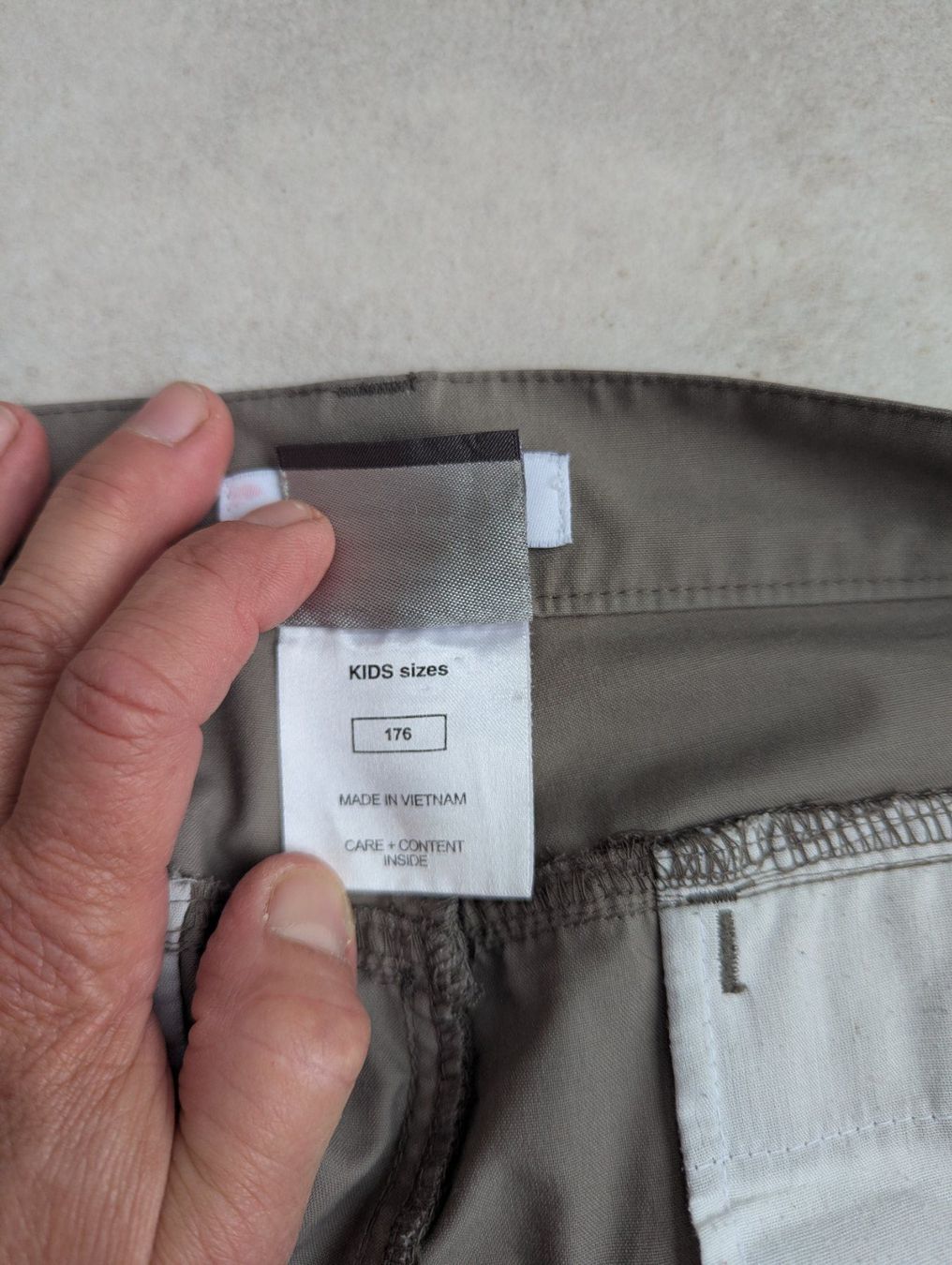 Jack Wolfskin Pantaloni: Pantalon Jack Wolfskin taille 176 – Usato da Strengelbach venduto da Woodywoodpecker05 2